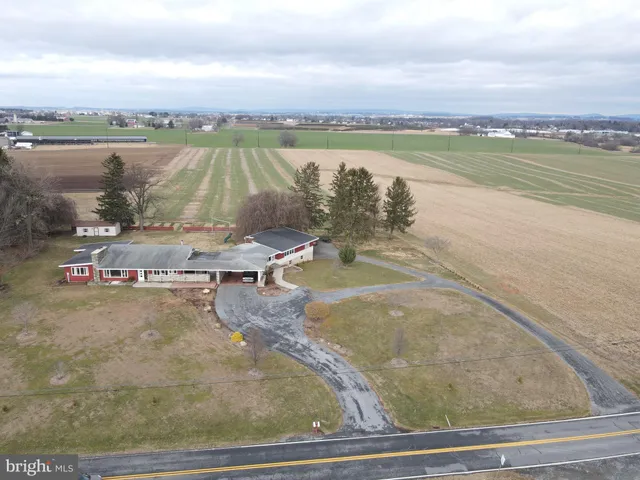 $350,000 | 2361 Leabrook Road, Lancaster, PA 17601