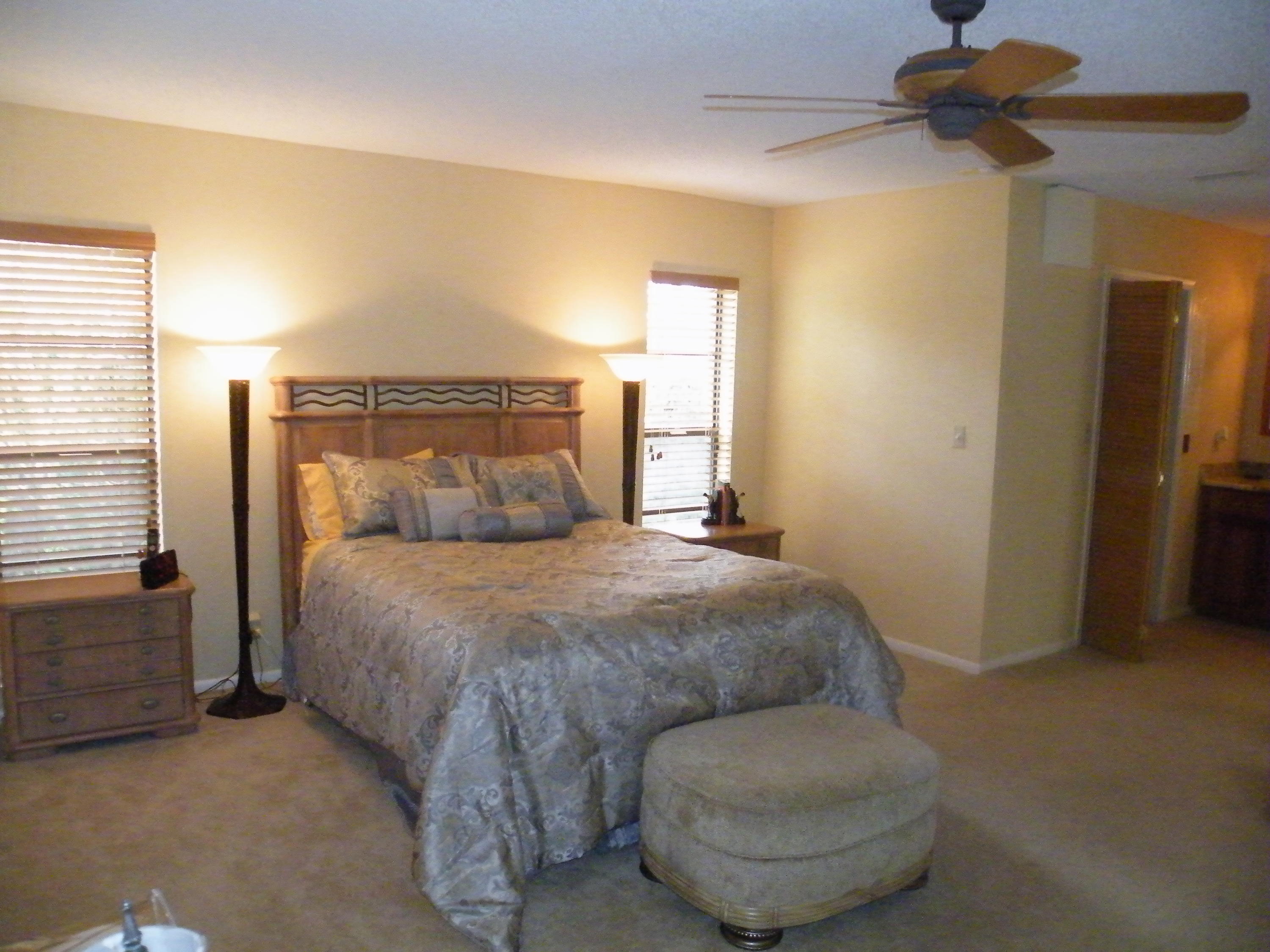 17621 Woodview Terrace Boca Raton, FL 33487 - Photo 8 of 15 014