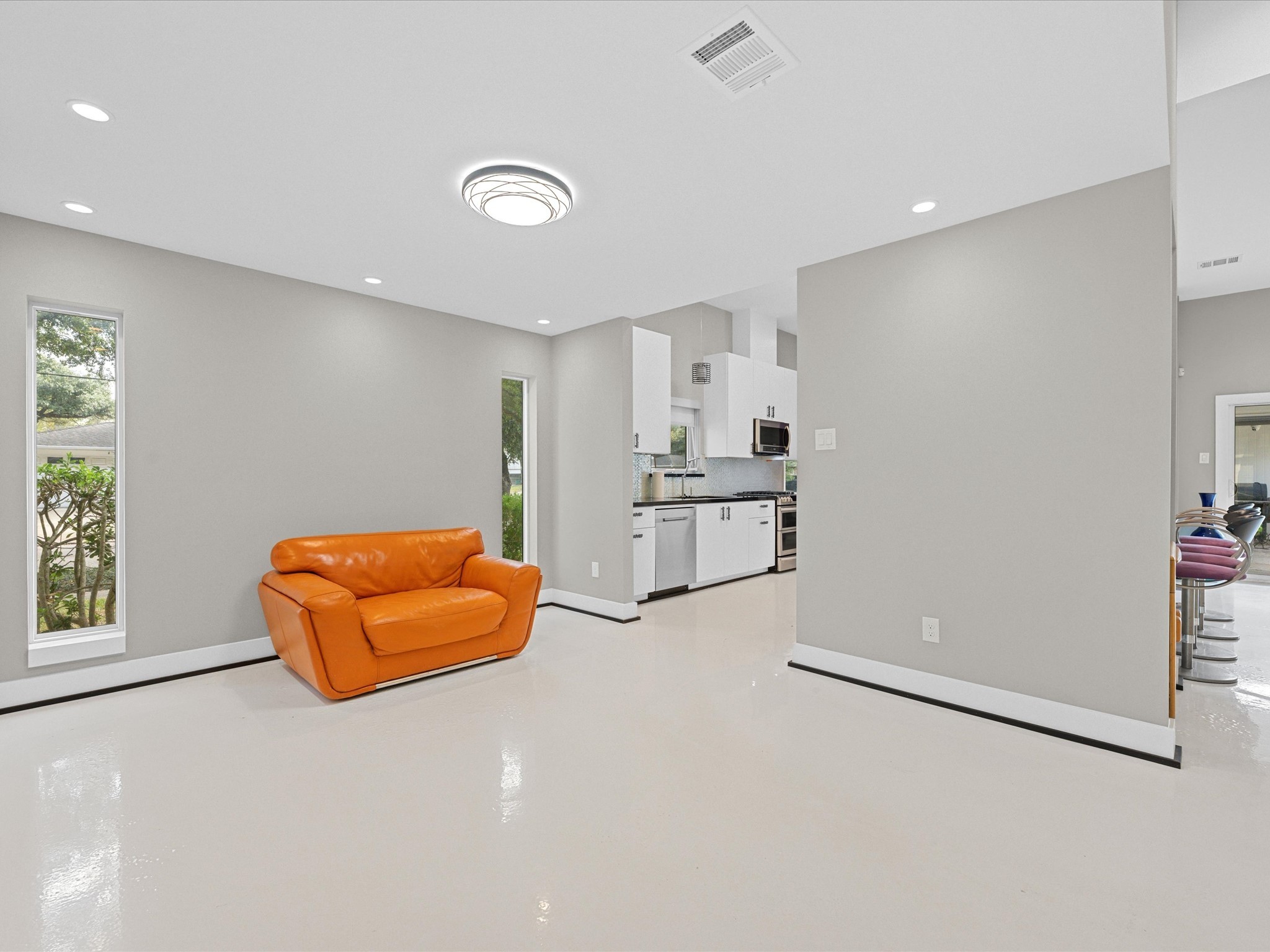 5603 Grape Street Houston, TX 77096 - Photo 11 of 40 a living room with furniture and a window