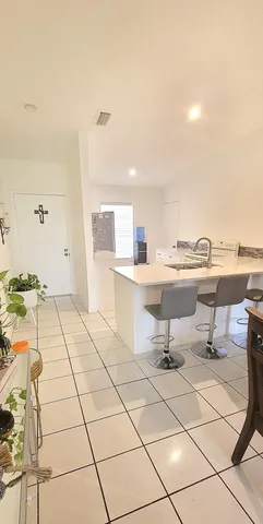 a close view of sink