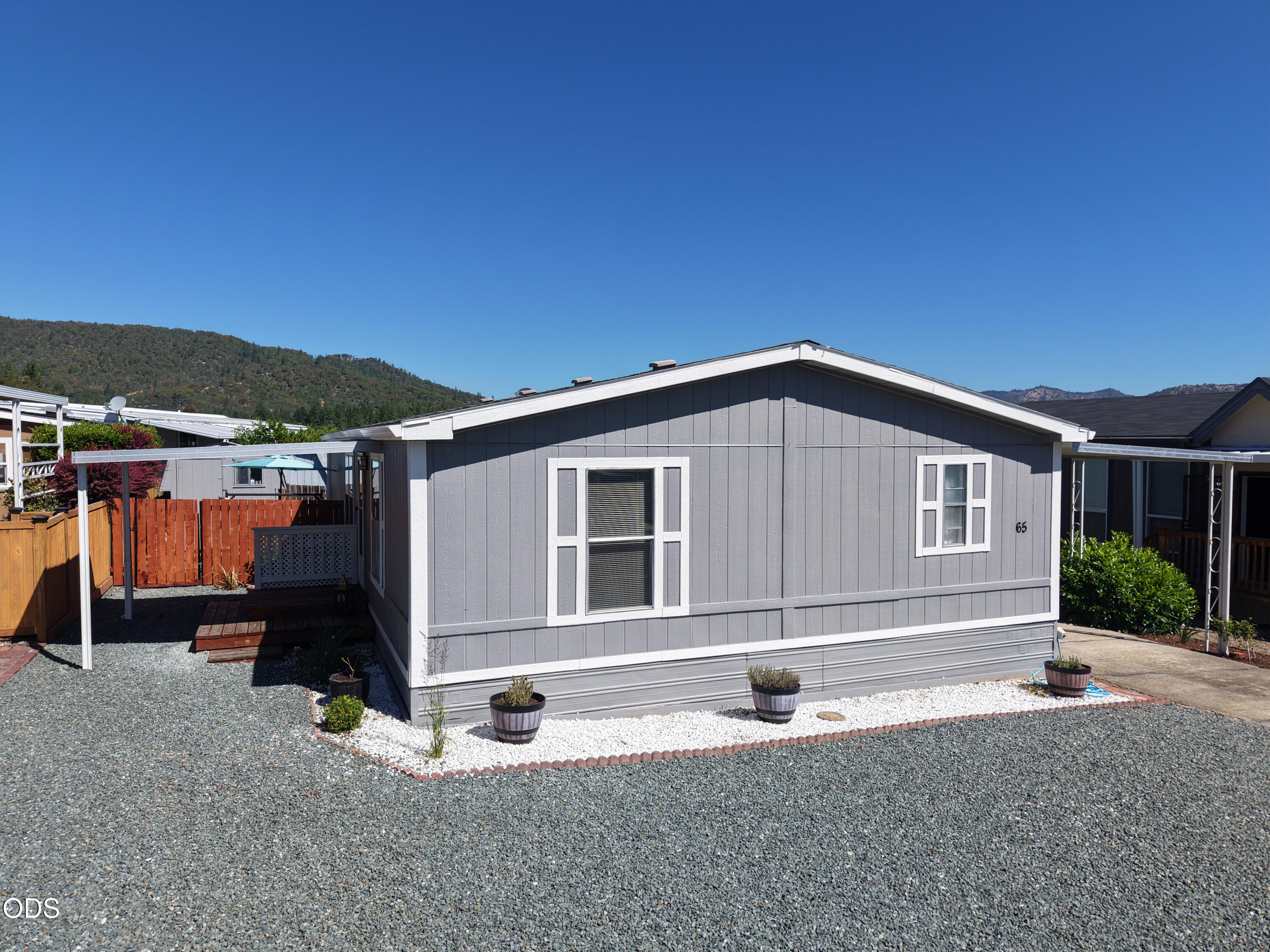 8401 Old Stage Road, Unit 65 Central Point, OR 97502 - Photo 2 of 40