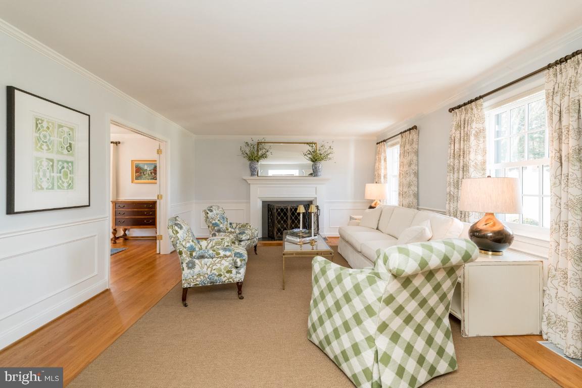 2407 Ravenview Road Lutherville-Timonium, MD 21093 - Photo 10 of 70 Gallery Image 10