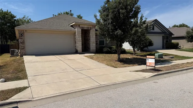 $1,870 | 804 Red Tails Drive, Austin, TX 78725