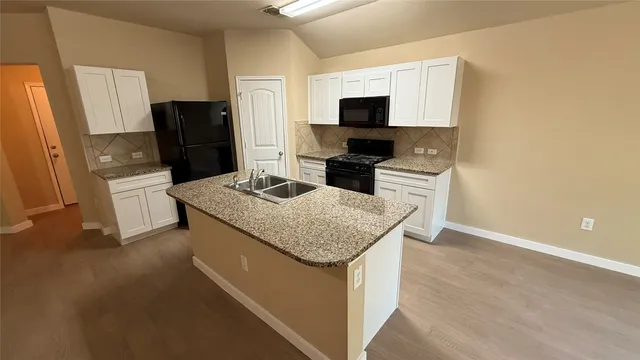 $1,870 | 804 Red Tails Drive, Austin, TX 78725