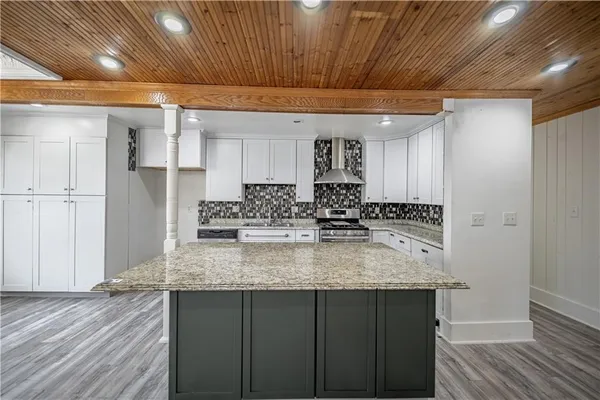 $400,000 | 723 North 9th Street, Kansas City, KS 66101