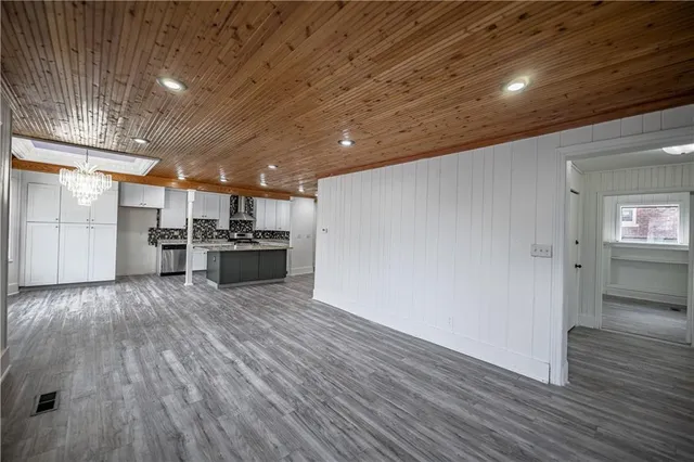 $550,000 | 723 North 9th Street, Kansas City, KS 66101