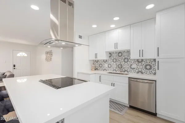 $3,500 | 8413 East Orange Blossom Lane, Scottsdale, AZ 85250