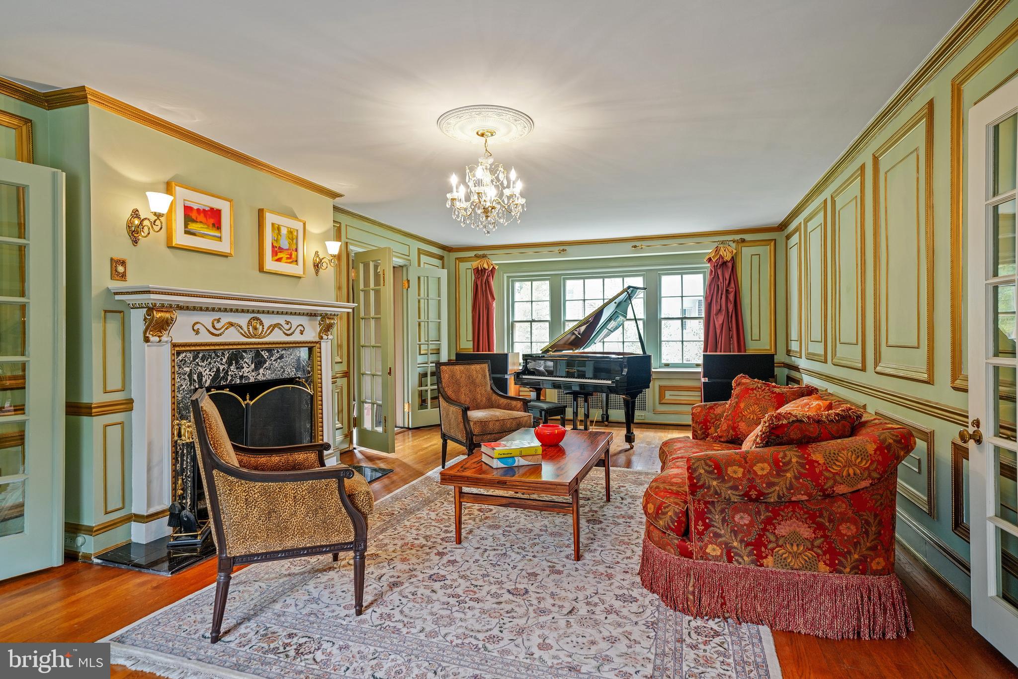 102 Tower Circle Yardley, PA 19067 - Photo 12 of 54 Living Room