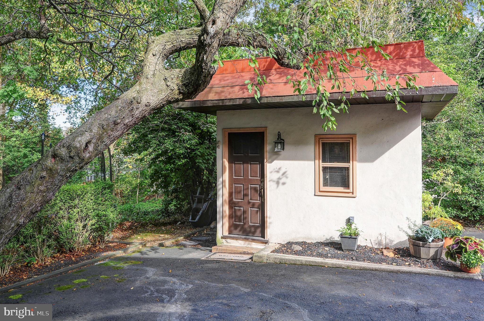 102 Tower Circle Yardley, PA 19067 - Photo 51 of 54