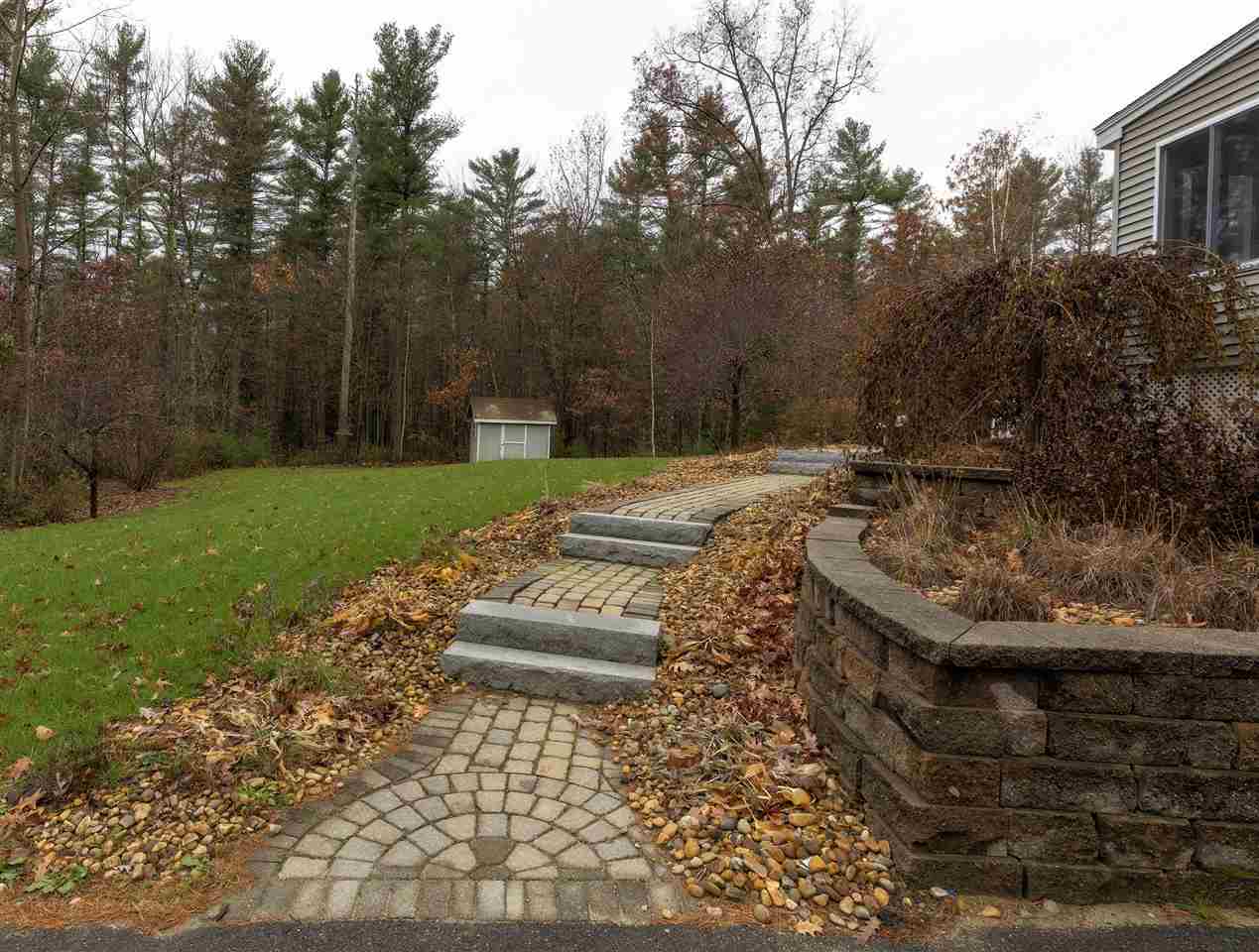 261 High Range Road Londonderry, NH 03053 - Photo 32 of 40