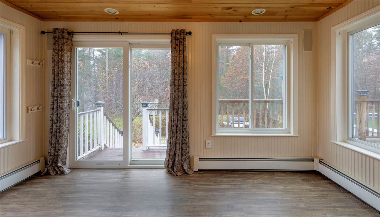 261 High Range Road Londonderry, NH 03053 - Photo 6 of 40