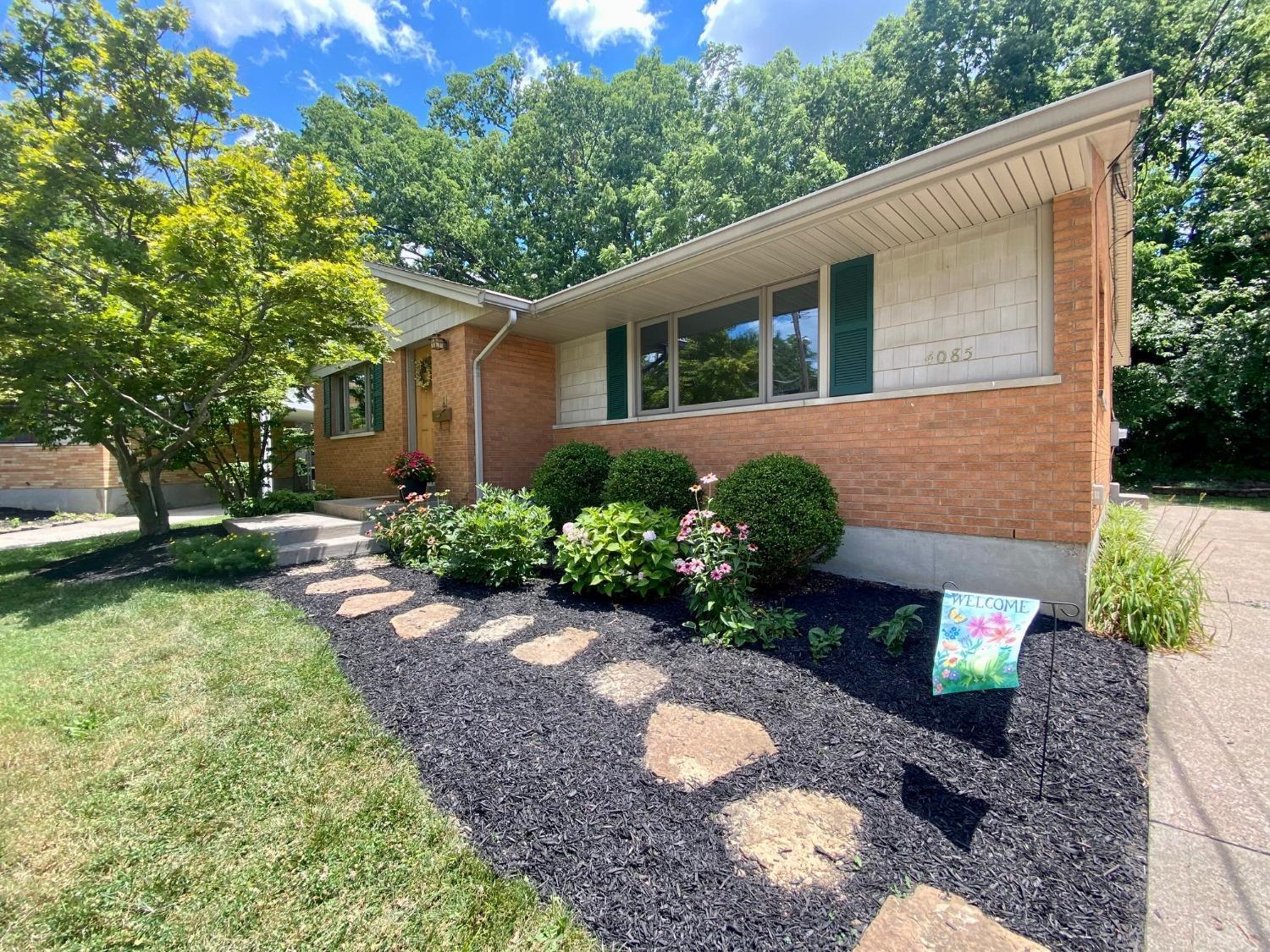 4085 Mefford Lane Cincinnati, OH 45241 - Photo 1 of 39
