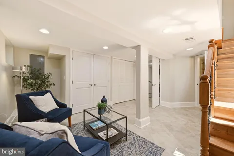 $895,000 | 1425 C Street Northeast, Washington, DC 20002