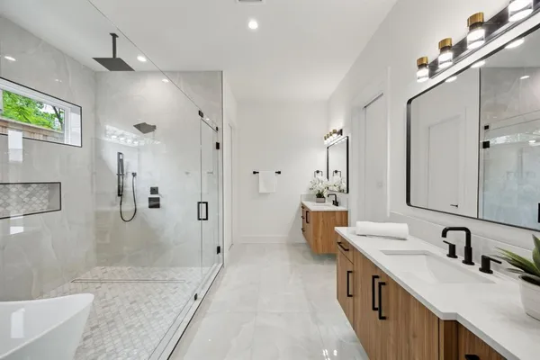 $11,500 | 3815 Hawick Lane, Dallas, TX 75220