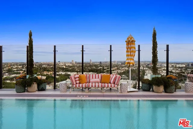 $3,395,000 | 8420 Sunset Boulevard, Unit 307, West Hollywood, CA 90069