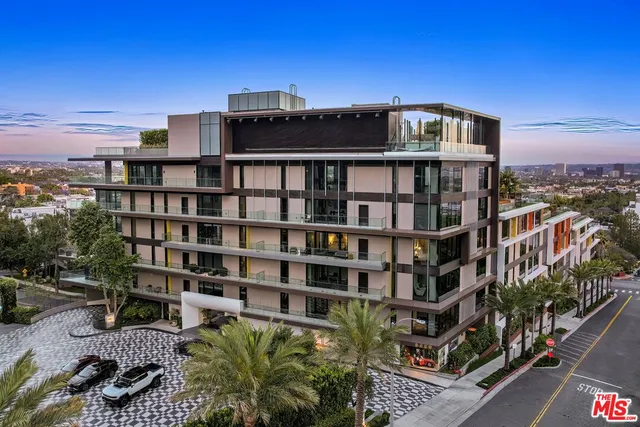 $3,395,000 | 8420 Sunset Boulevard, Unit 307, West Hollywood, CA 90069