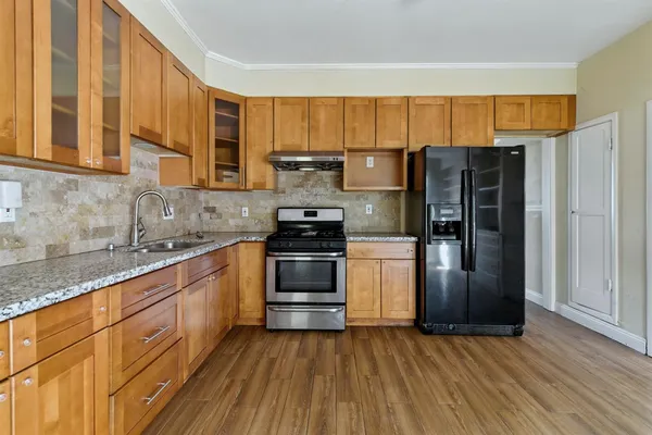 $815,000 | 312 West Main Street, Turlock, CA 95380