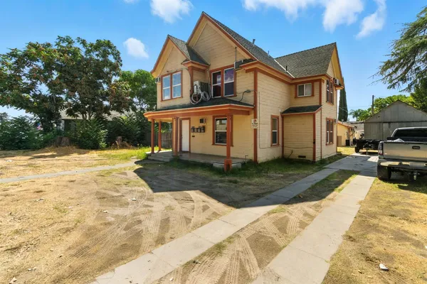 $815,000 | 312 West Main Street, Turlock, CA 95380