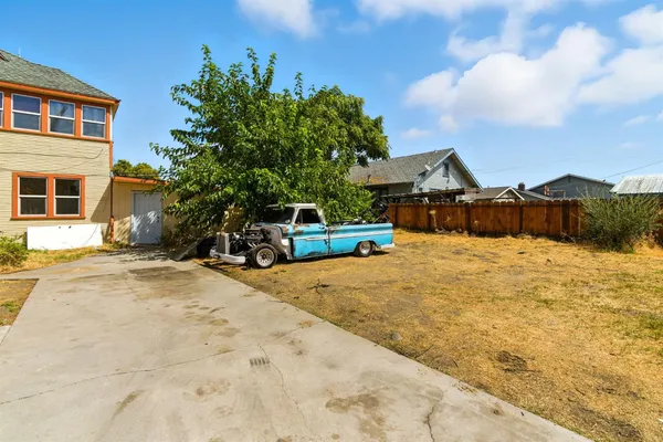 $815,000 | 312 West Main Street, Turlock, CA 95380