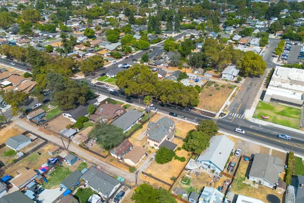 $815,000 | 312 West Main Street, Turlock, CA 95380