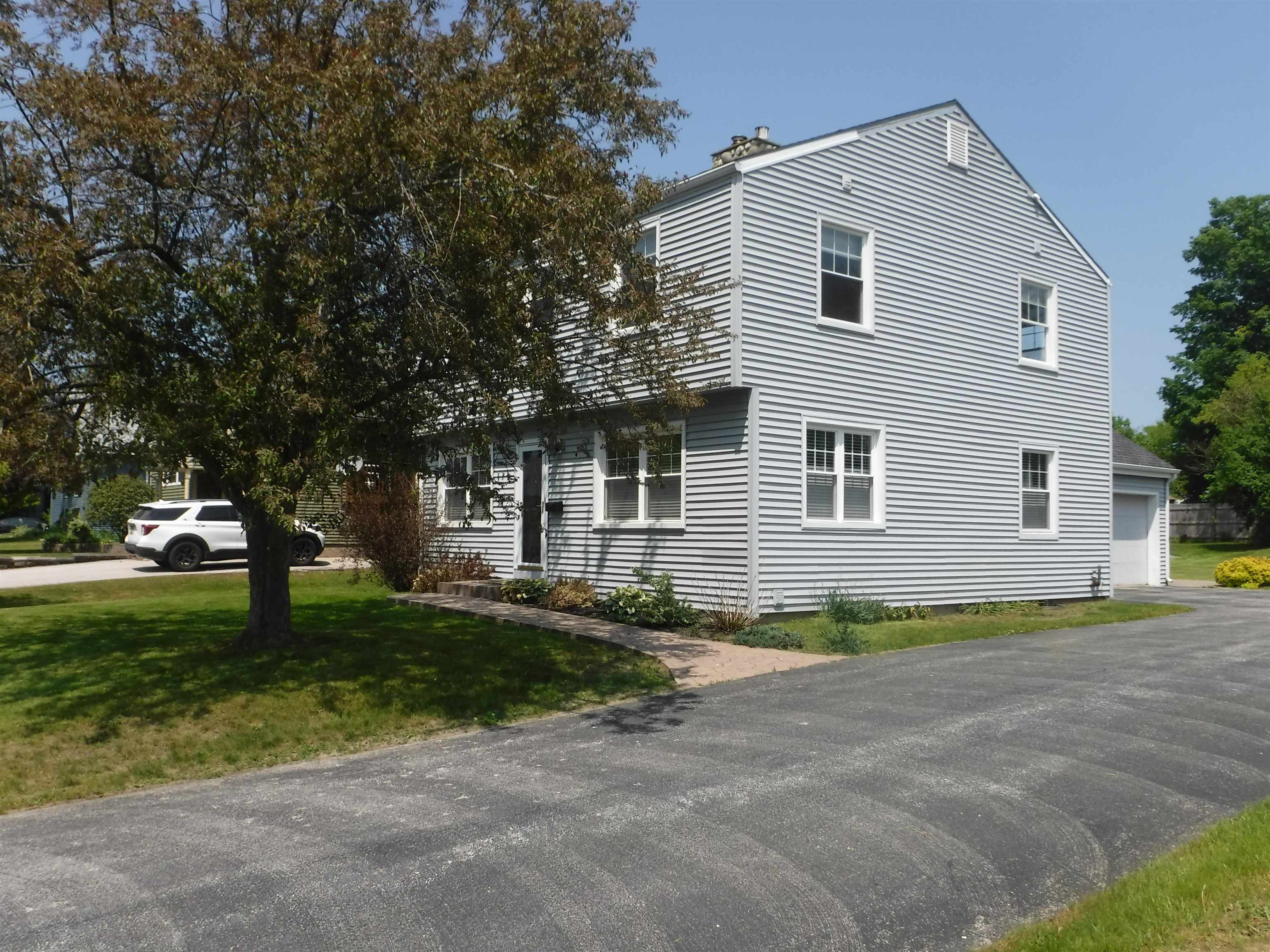 174 Church Street Rutland, VT 05701 - Photo 3 of 30