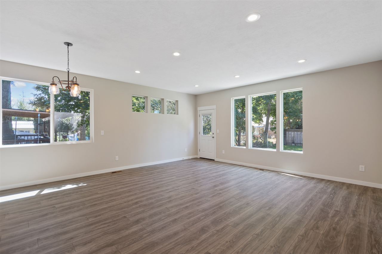 111 North Herald Road Spokane Valley, WA 99206 - Photo 4 of 25