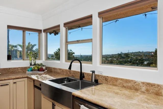 $1,590,000 | 2303 Snead Drive, Oceanside, CA 92056