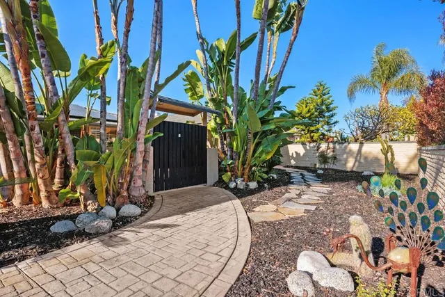 $1,590,000 | 2303 Snead Drive, Oceanside, CA 92056