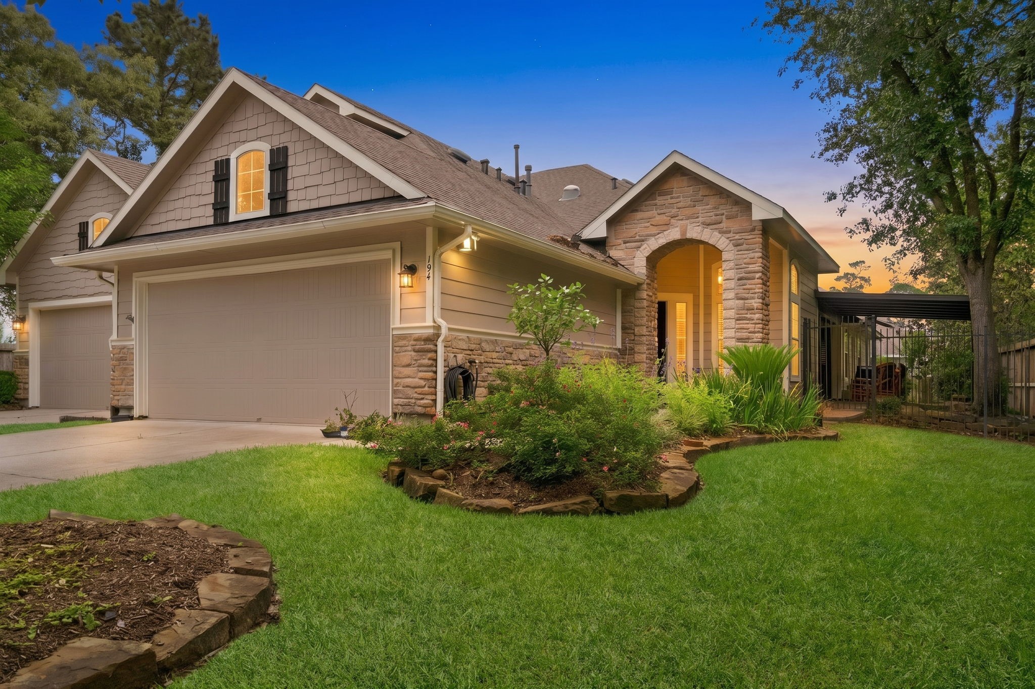 194 West Kentwick Place Conroe, TX 77384 - Photo 1 of 30