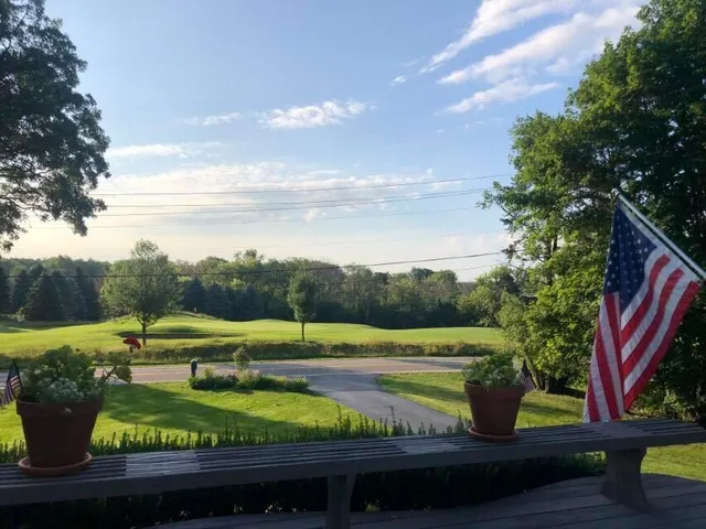 $995,000 | 1076 Shabbona Drive, Fontana, WI 53125