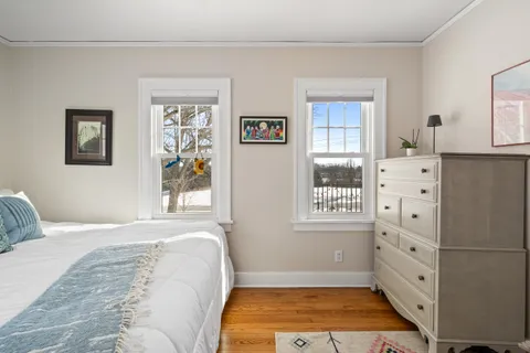 $995,000 | 1076 Shabbona Drive, Fontana, WI 53125