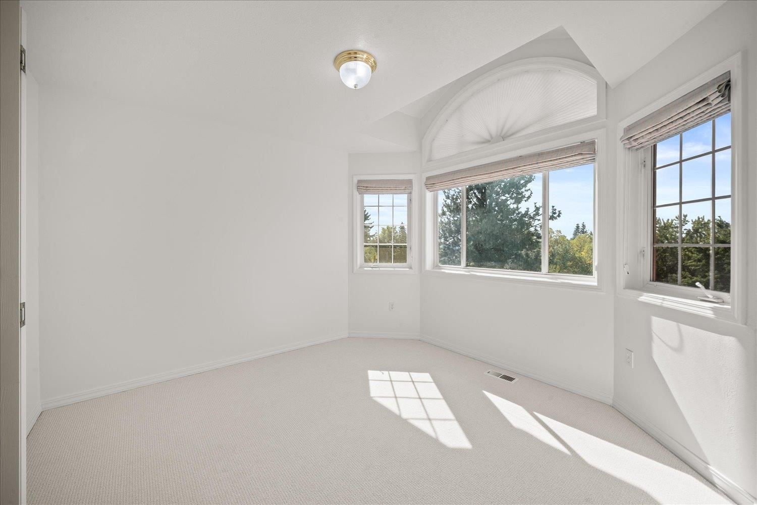 5915 South Dearborn Road Spokane, WA 99223 - Photo 30 of 50 Gallery Image 30