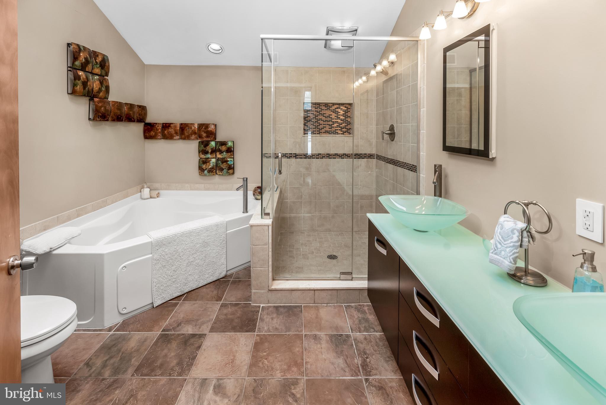 2132 Bustard Road Lansdale, PA 19446 - Photo 18 of 29 Gallery Image 18
