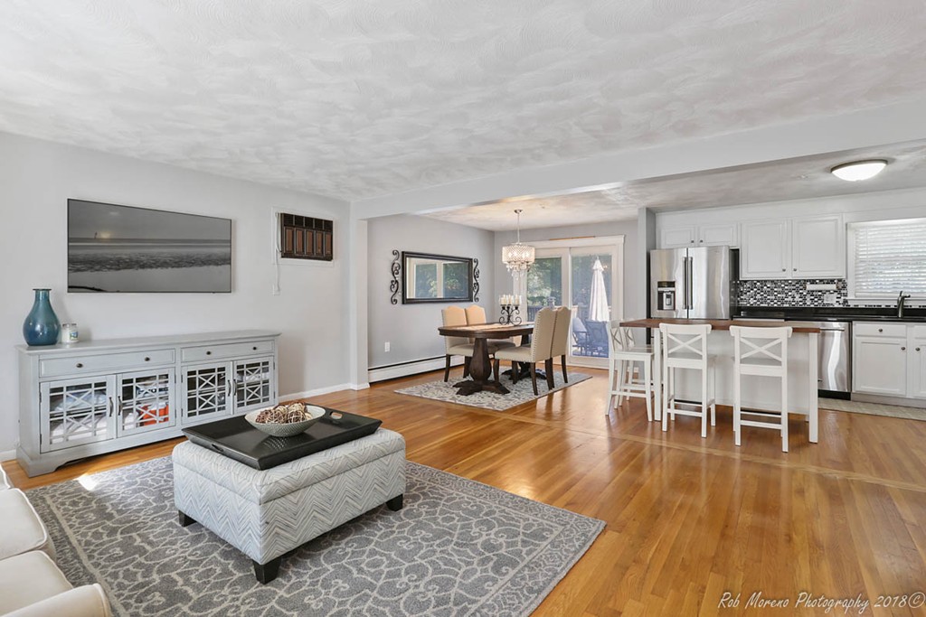 18 Olde Berry Road Andover, MA 01810 - Photo 2 of 24 Gallery Image 2