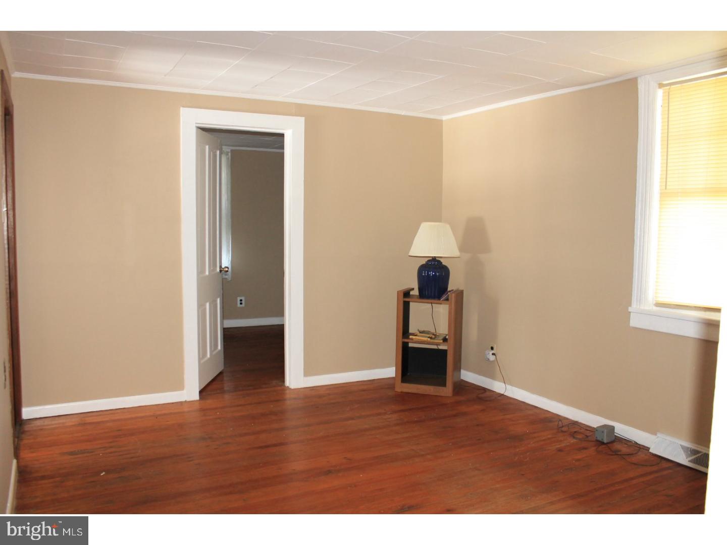 505 Good Intent Road Blackwood, NJ 08012 - Photo 3 of 23 Living Room