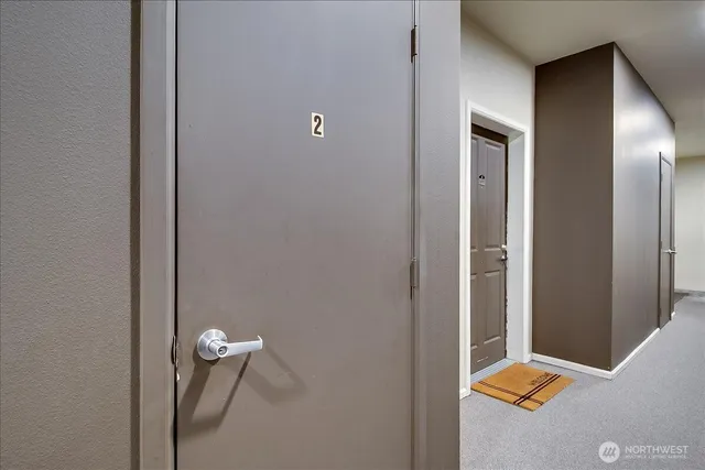 a view of room with shower