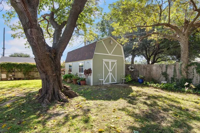 $449,000 | 9073 Hillside Drive, Frisco, TX 75033