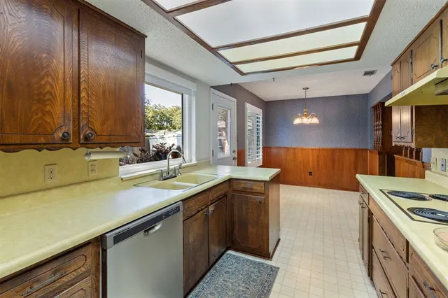 $449,000 | 9073 Hillside Drive, Frisco, TX 75033