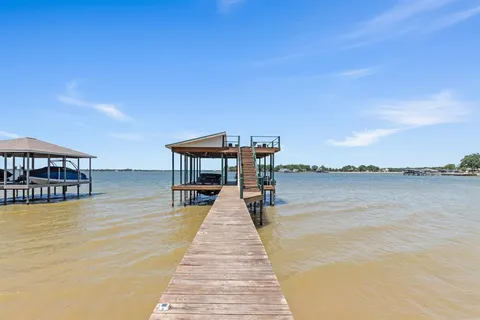 $1,250,000 | 158 Enchanted Drive, Enchanted Oaks, TX 75156