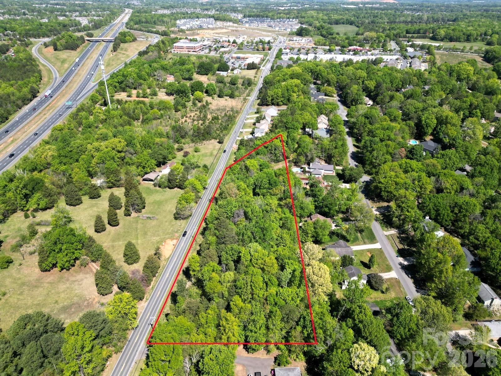 13075 Plaza Rd Extension Charlotte, NC 28215 - Photo 3 of 25 a view of a city