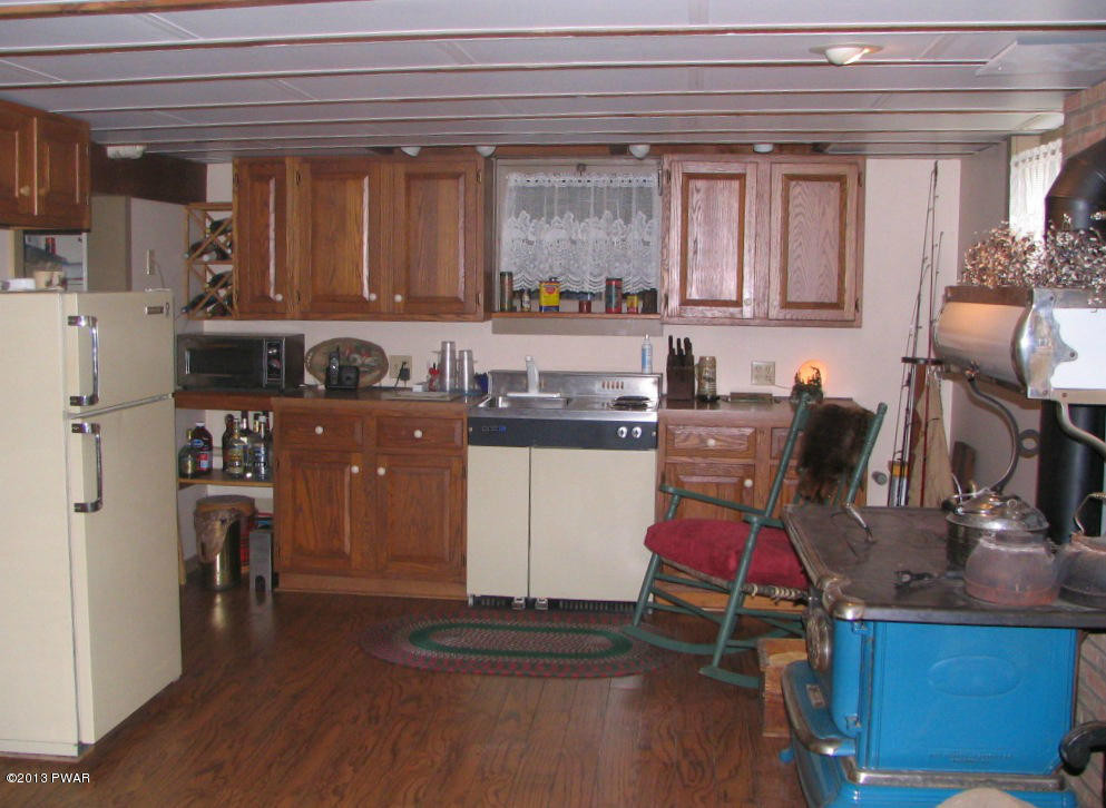 191 Dorys Road Dingmans Ferry, PA 18328 - Photo 16 of 26 Gallery Image 16