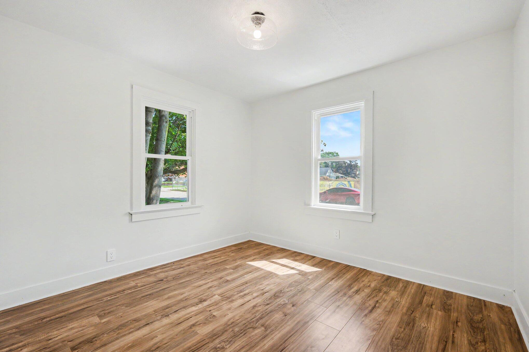 206 Rumely Street La Porte, IN 46350 - Photo 11 of 16 2038x1359
