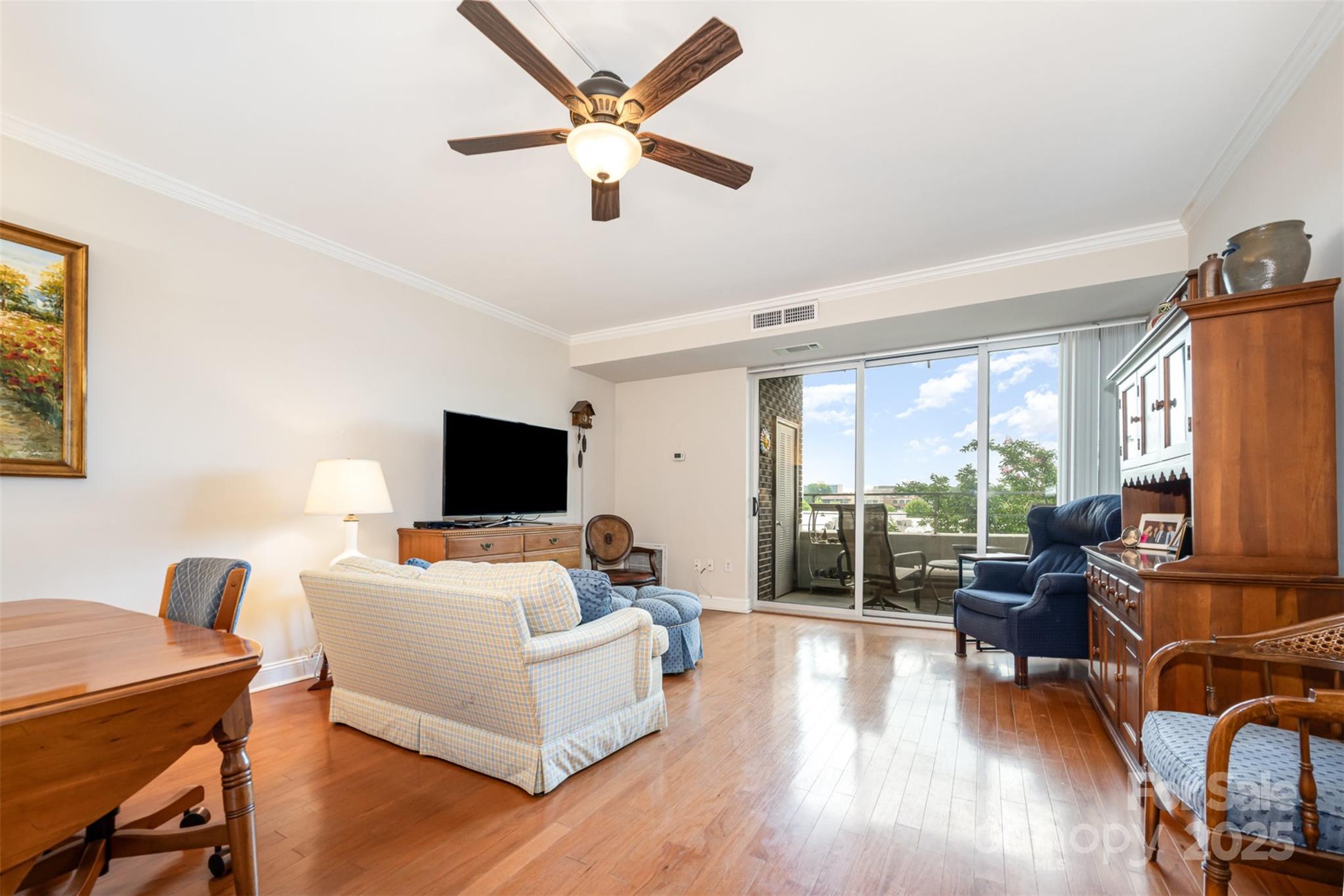 1300 Reece Road, Unit 402 Charlotte, NC 28209 - Photo 5 of 27 Gallery Image 5