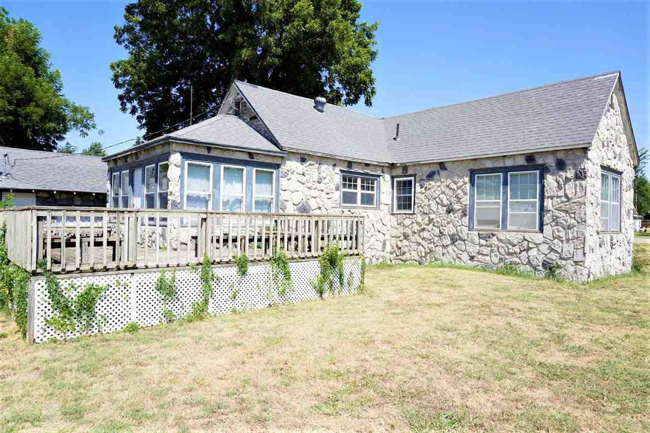 1202 Cedar Street Perry, OK 73077 - Photo 24 of 25 Gallery Image 24