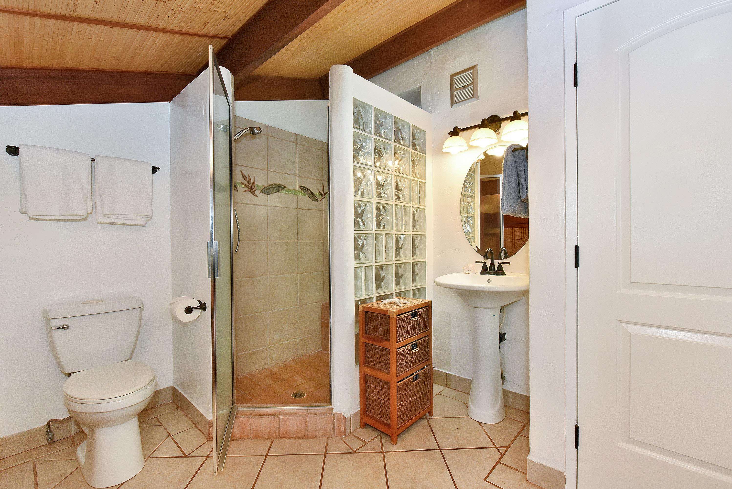 3975 Lower Honoapiilani Road, Unit 204 Lahaina, HI 96761 - Photo 31 of 50 Gallery Image 31