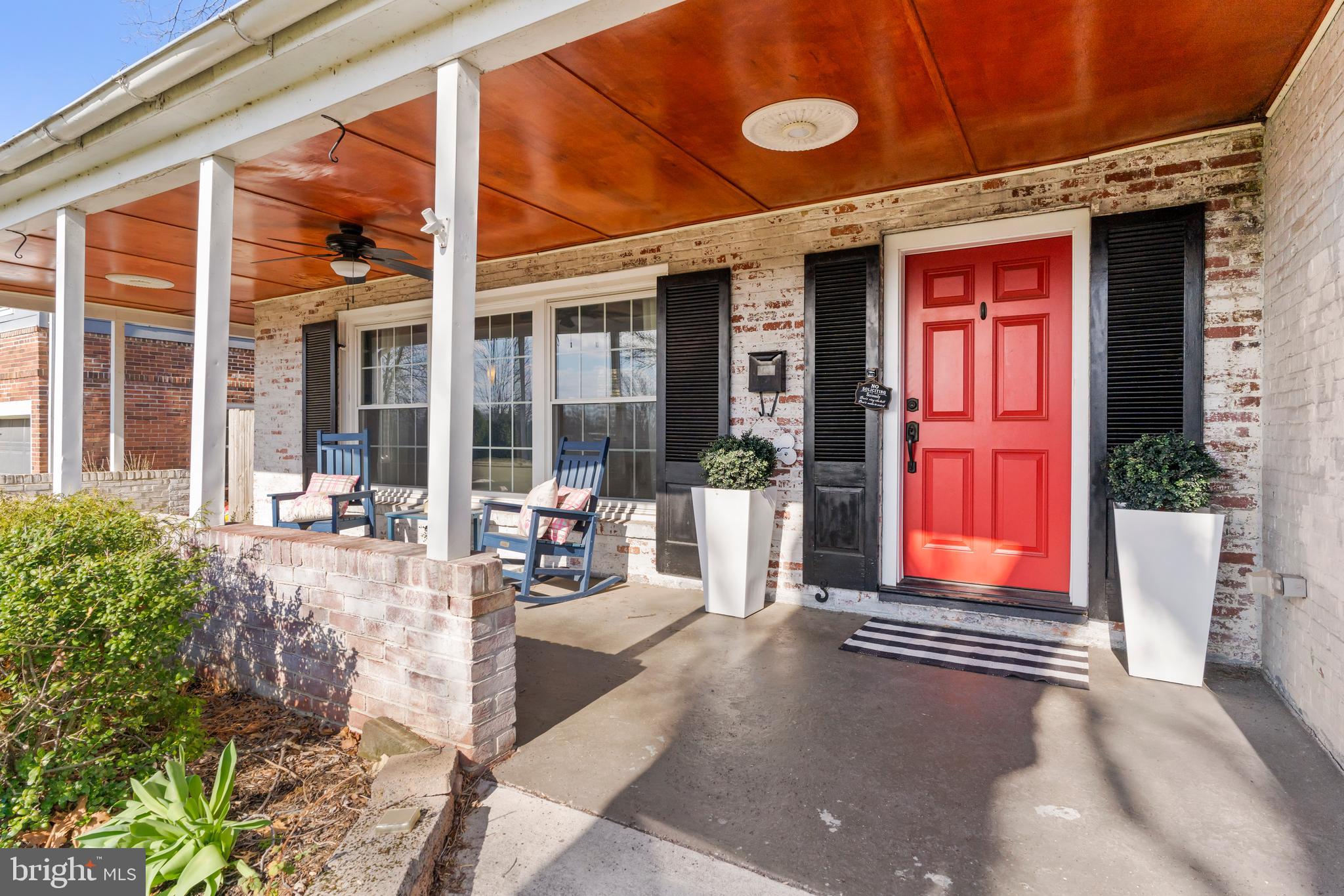 425 Country Club Road Camp Hill, PA 17011 - Photo 4 of 38