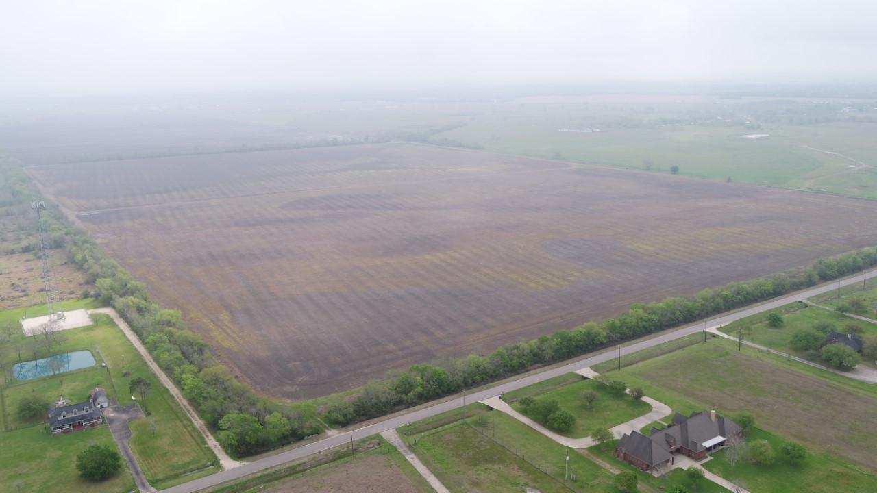 46 Cr-46 Angleton Tx 77515 Angleton, TX 77515 - Photo 6 of 11