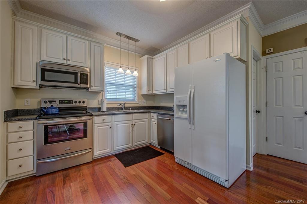 12634 Cardinal Point Road, Unit L50 Charlotte, NC 28269 - Photo 11 of 20 Gallery Image 11