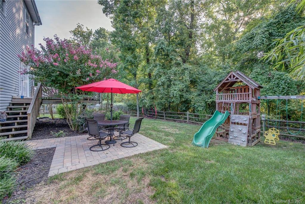 12634 Cardinal Point Road, Unit L50 Charlotte, NC 28269 - Photo 18 of 20 Gallery Image 18