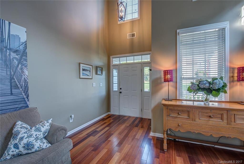 12634 Cardinal Point Road, Unit L50 Charlotte, NC 28269 - Photo 6 of 20 Gallery Image 6